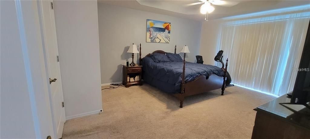 For Rent: $2,500 (3 beds, 2 baths, 2149 Square Feet)