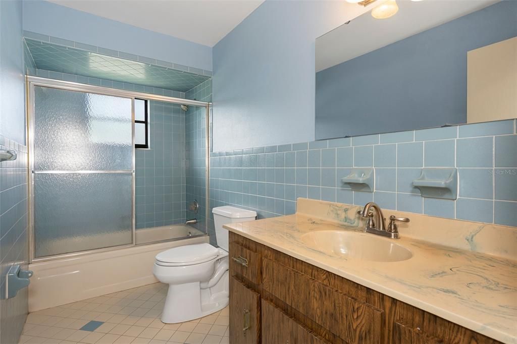 For Sale: $267,000 (3 beds, 2 baths, 1447 Square Feet)