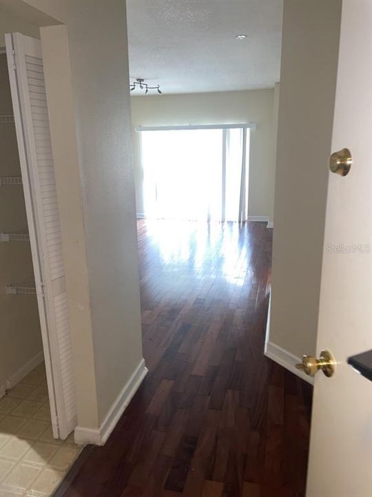 For Rent: $1,650 (2 beds, 2 baths, 1195 Square Feet)