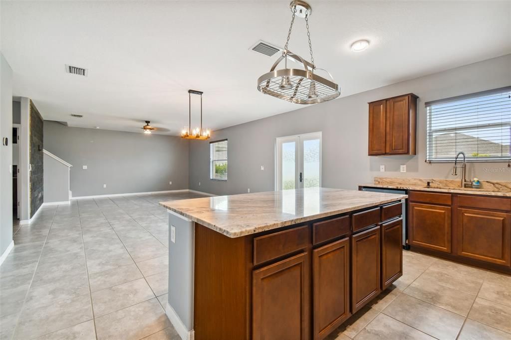 Active With Contract: $409,000 (4 beds, 2 baths, 2635 Square Feet)