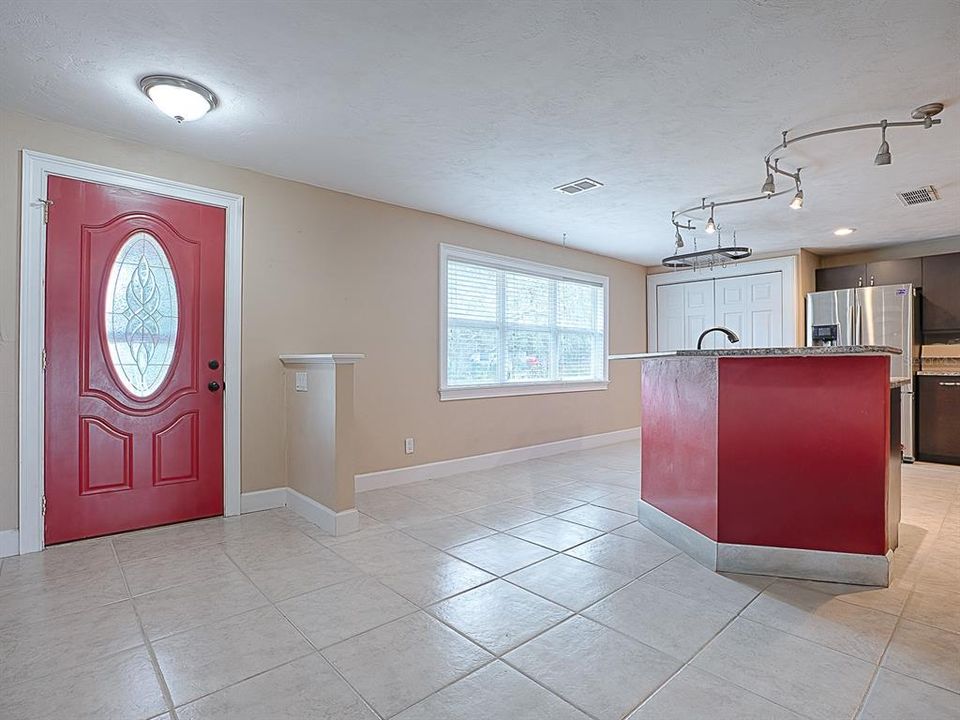 Space To Eat In Oversized Kitchen