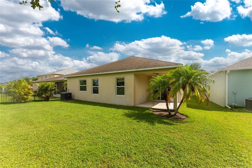 For Sale: $378,000 (4 beds, 2 baths, 1980 Square Feet)