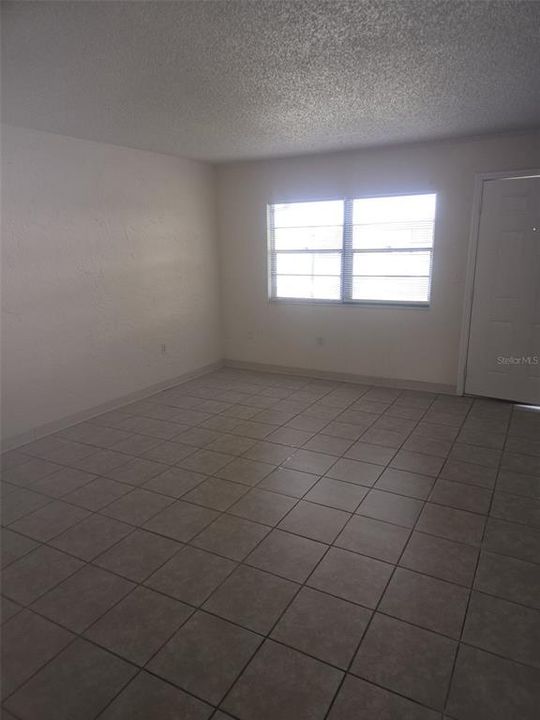 For Rent: $1,050 (2 beds, 2 baths, 980 Square Feet)