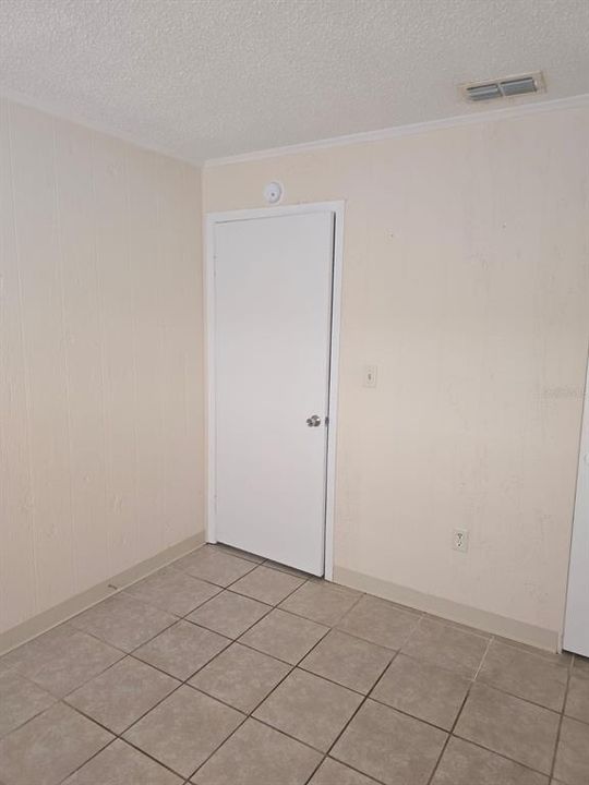 For Rent: $1,050 (2 beds, 2 baths, 980 Square Feet)