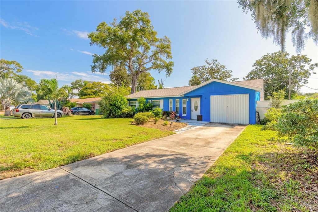 Active With Contract: $339,900 (4 beds, 2 baths, 1116 Square Feet)