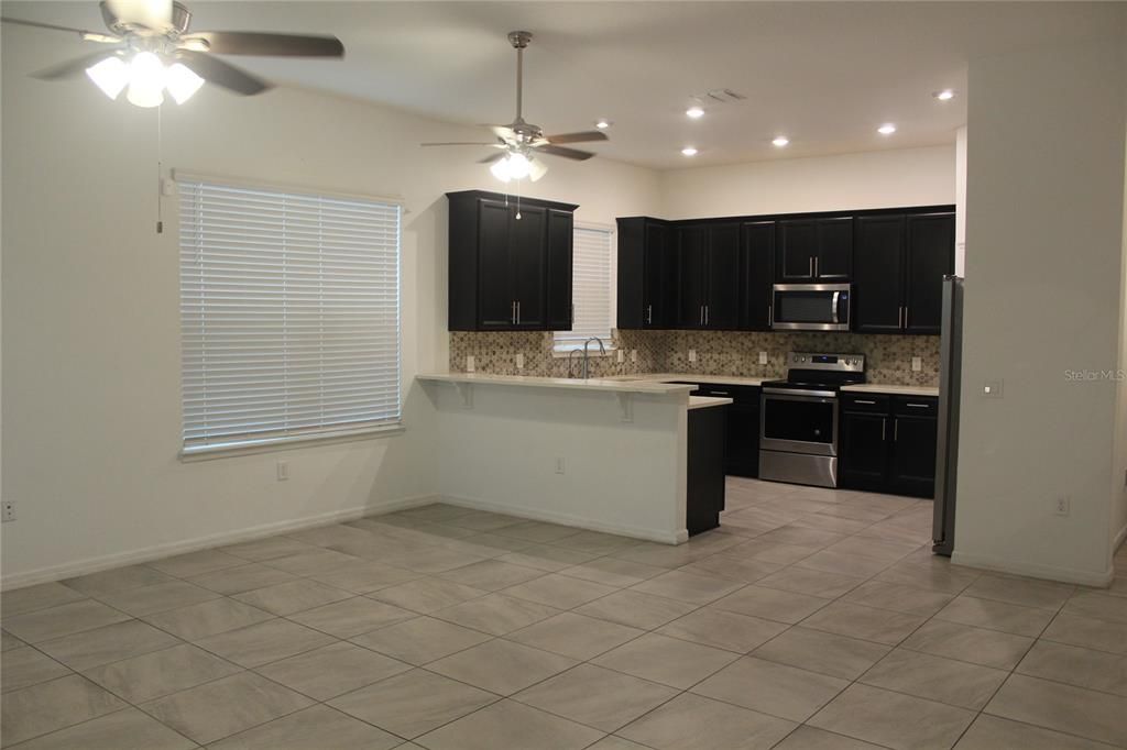 Active With Contract: $2,600 (3 beds, 2 baths, 1758 Square Feet)