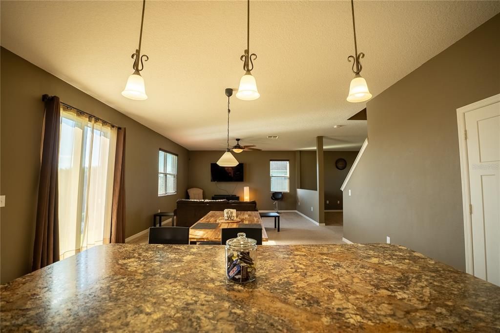 For Sale: $499,900 (4 beds, 2 baths, 2551 Square Feet)