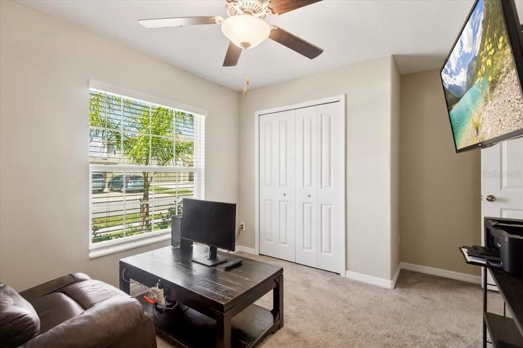 Active With Contract: $404,900 (4 beds, 2 baths, 1939 Square Feet)