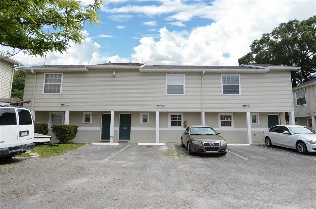 Active With Contract: $1,650 (2 beds, 2 baths, 1140 Square Feet)