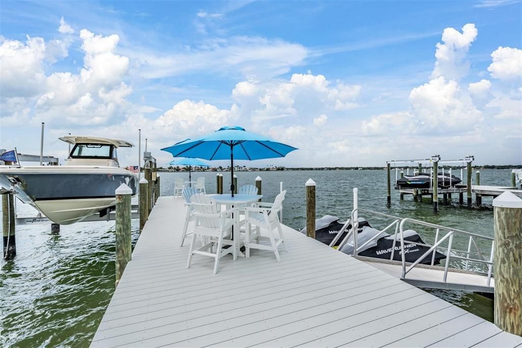 For Sale: $4,999,900 (4 beds, 4 baths, 5090 Square Feet)