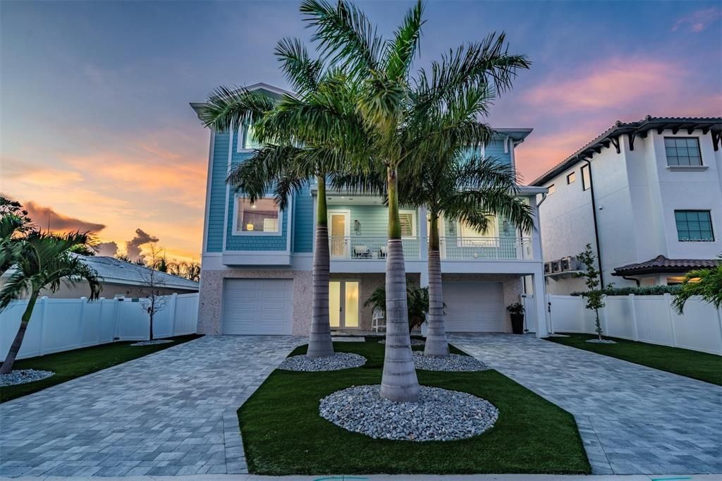 For Sale: $4,999,900 (4 beds, 4 baths, 5090 Square Feet)