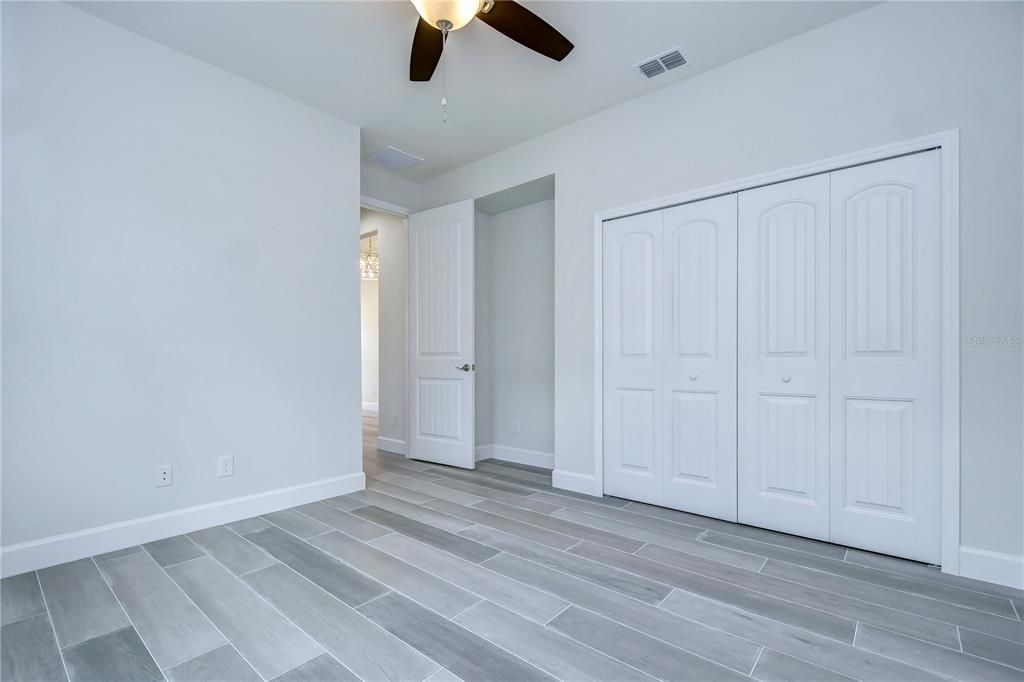 Active With Contract: $3,900 (3 beds, 2 baths, 2014 Square Feet)