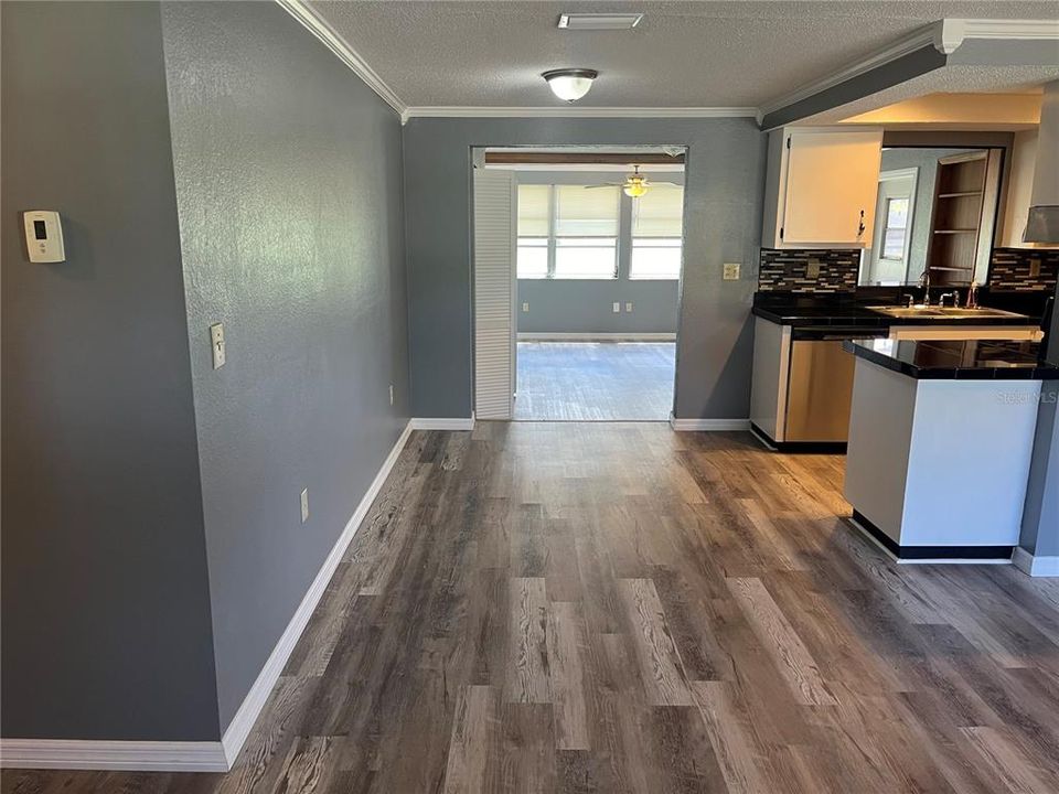 Dinning Nook and Florida Room