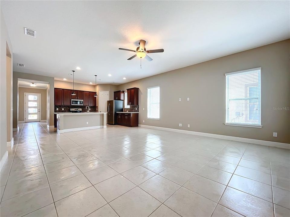 Kitchen/Living Room Combo