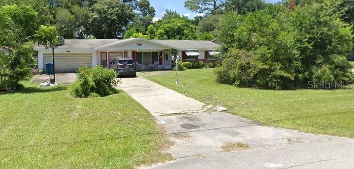 Recently Sold: $210,000 (3 beds, 2 baths, 1641 Square Feet)