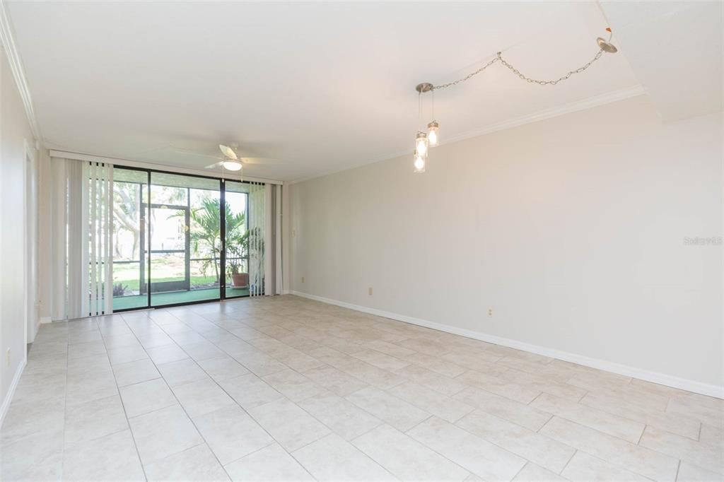 For Rent: $1,695 (2 beds, 2 baths, 955 Square Feet)