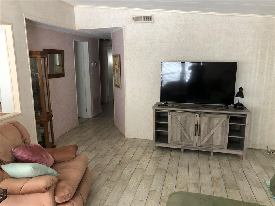 В аренду: $2,500 (2 спален, 2 ванн, 1408 Квадратных фут)