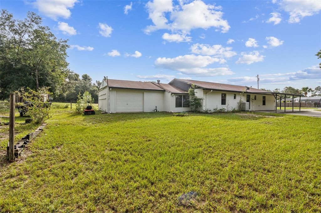 Active With Contract: $219,900 (3 beds, 2 baths, 1680 Square Feet)