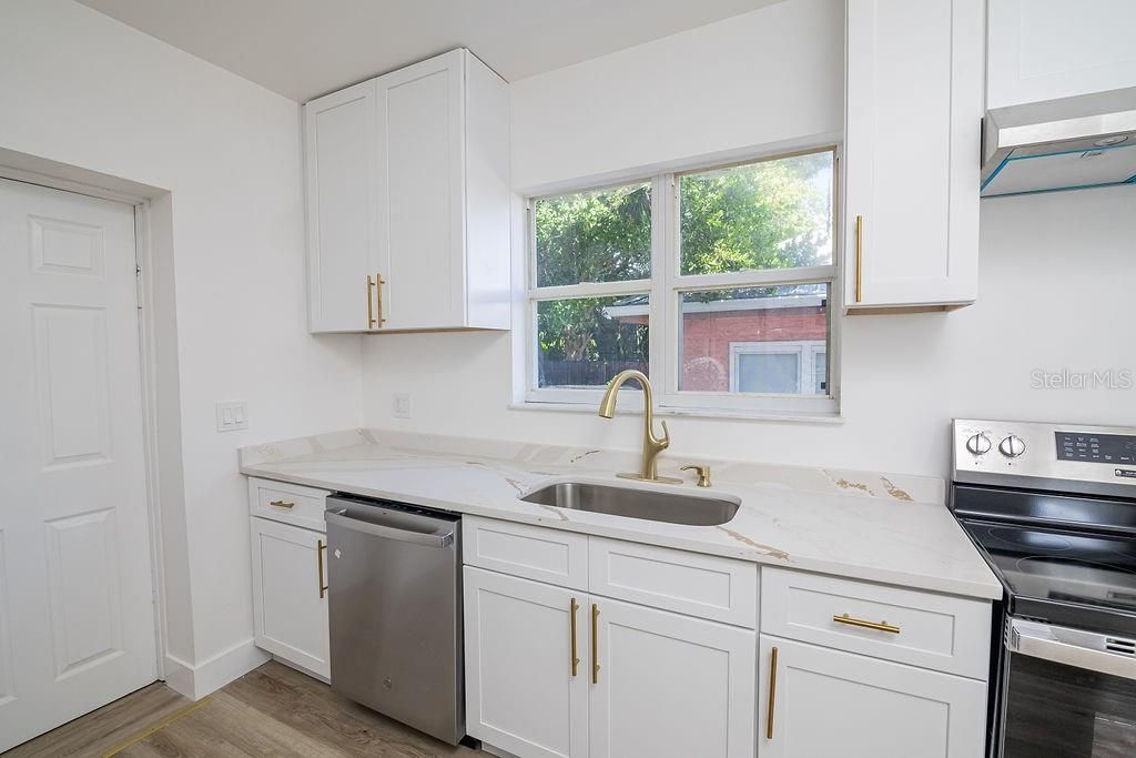 Active With Contract: $550,000 (4 beds, 4 baths, 2128 Square Feet)