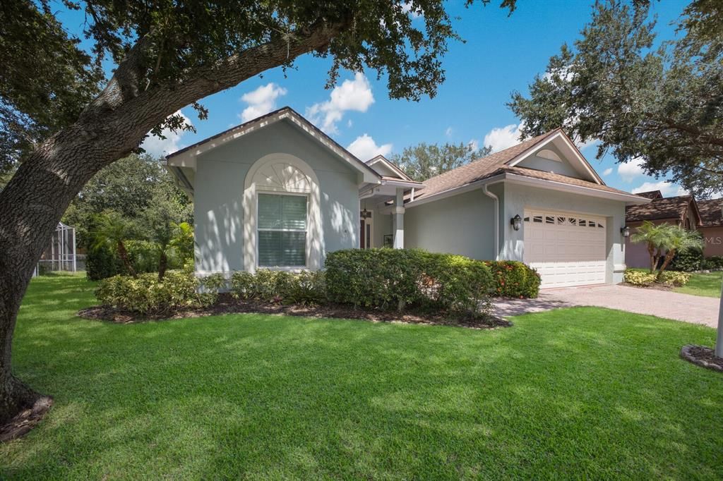 For Sale: $595,000 (3 beds, 2 baths, 1979 Square Feet)