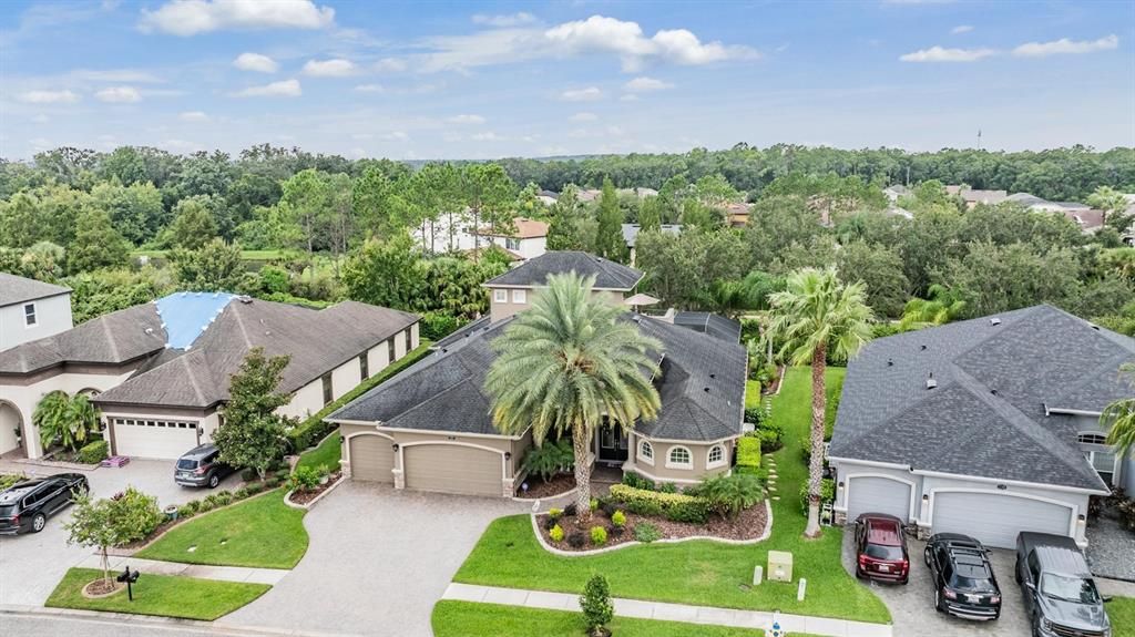 Active With Contract: $900,000 (4 beds, 3 baths, 3527 Square Feet)