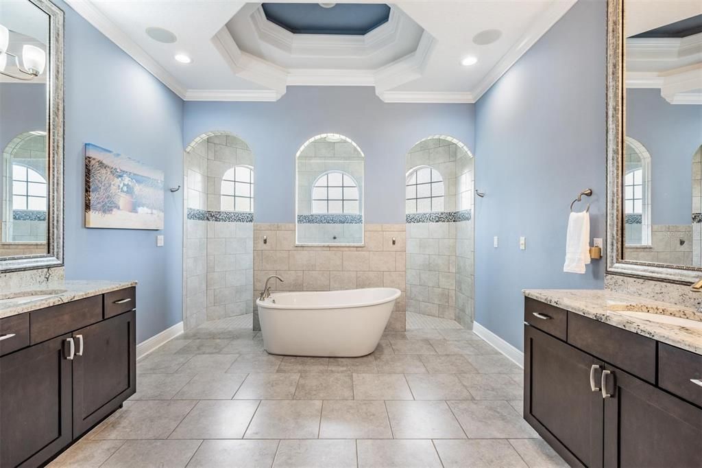 Dual vanities and beautiful tray ceiling