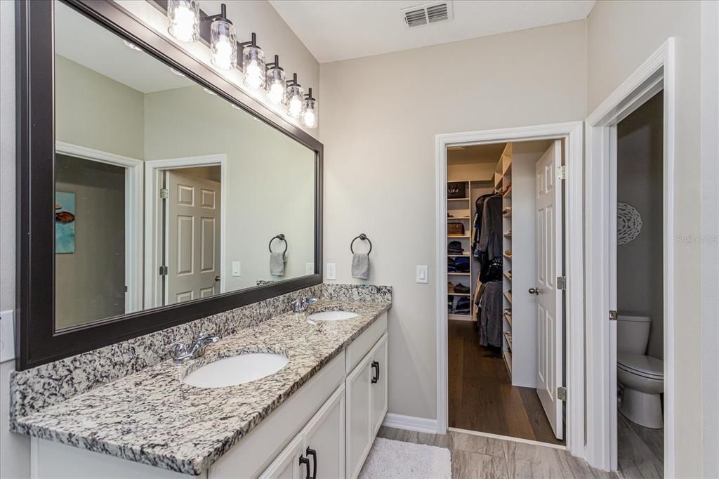 GRANITE TOPS WITH FRAMED MIRROR