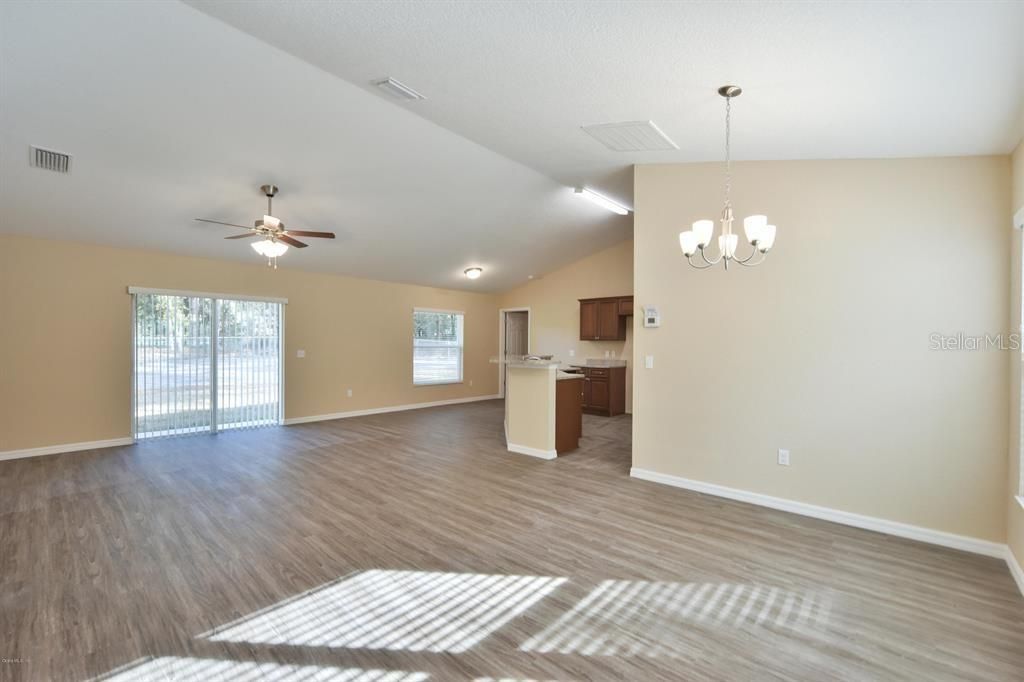 Active With Contract: $249,000 (3 beds, 2 baths, 1413 Square Feet)