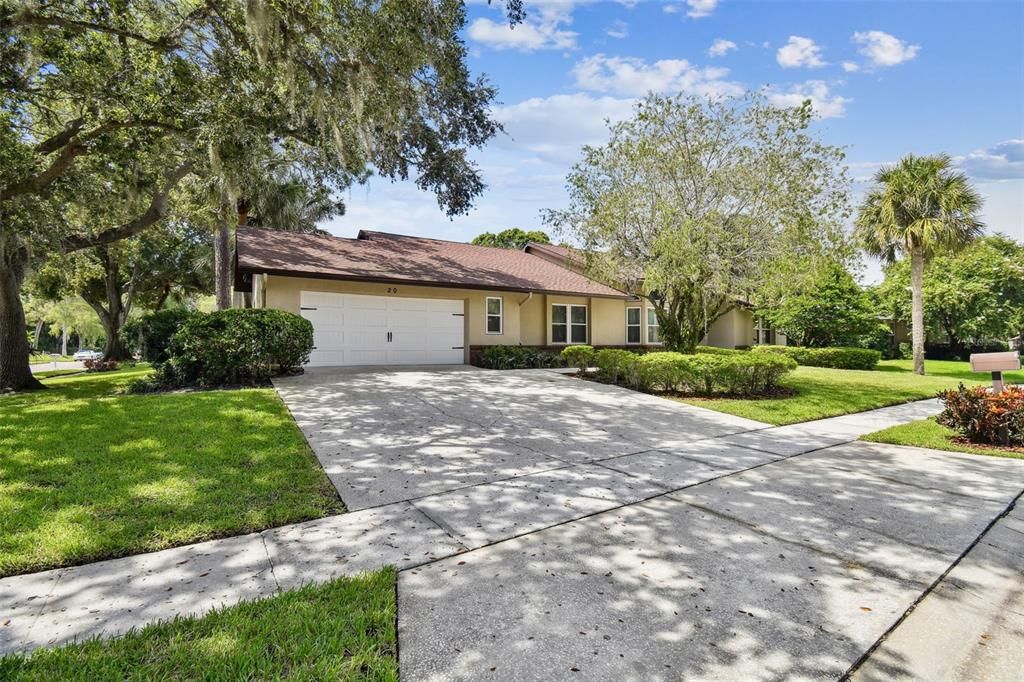 Active With Contract: $625,000 (3 beds, 2 baths, 2082 Square Feet)