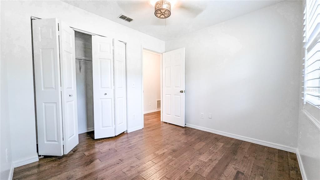 Active With Contract: $319,000 (3 beds, 2 baths, 1578 Square Feet)