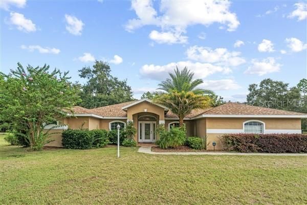 For Sale: $999,999 (3 beds, 2 baths, 2501 Square Feet)