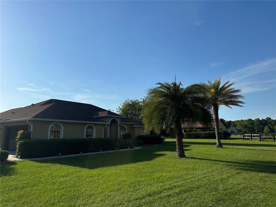 For Sale: $1,150,000 (4 beds, 2 baths, 1957 Square Feet)