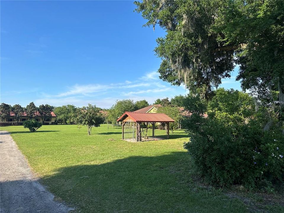 For Sale: $1,150,000 (4 beds, 2 baths, 1957 Square Feet)