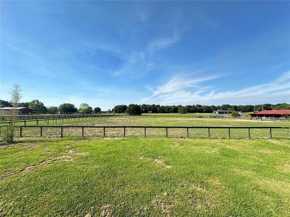 For Sale: $1,150,000 (4 beds, 2 baths, 1957 Square Feet)