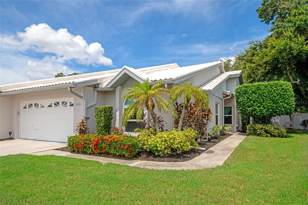 Hurricane windows with energy efficiency glass.