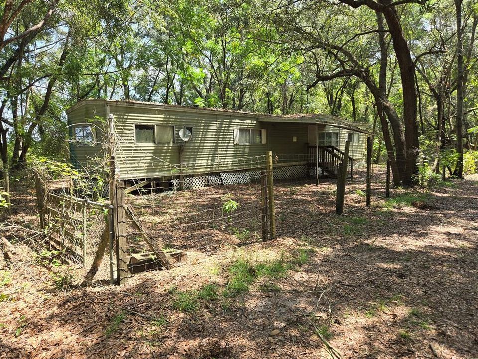 Trailer needs to be removed or remodeled. It is unsafe to enter due to unstable flooring.