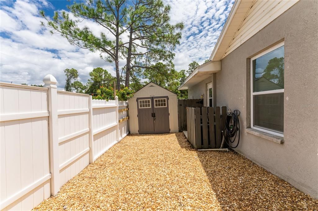 For Sale: $385,000 (3 beds, 2 baths, 1616 Square Feet)