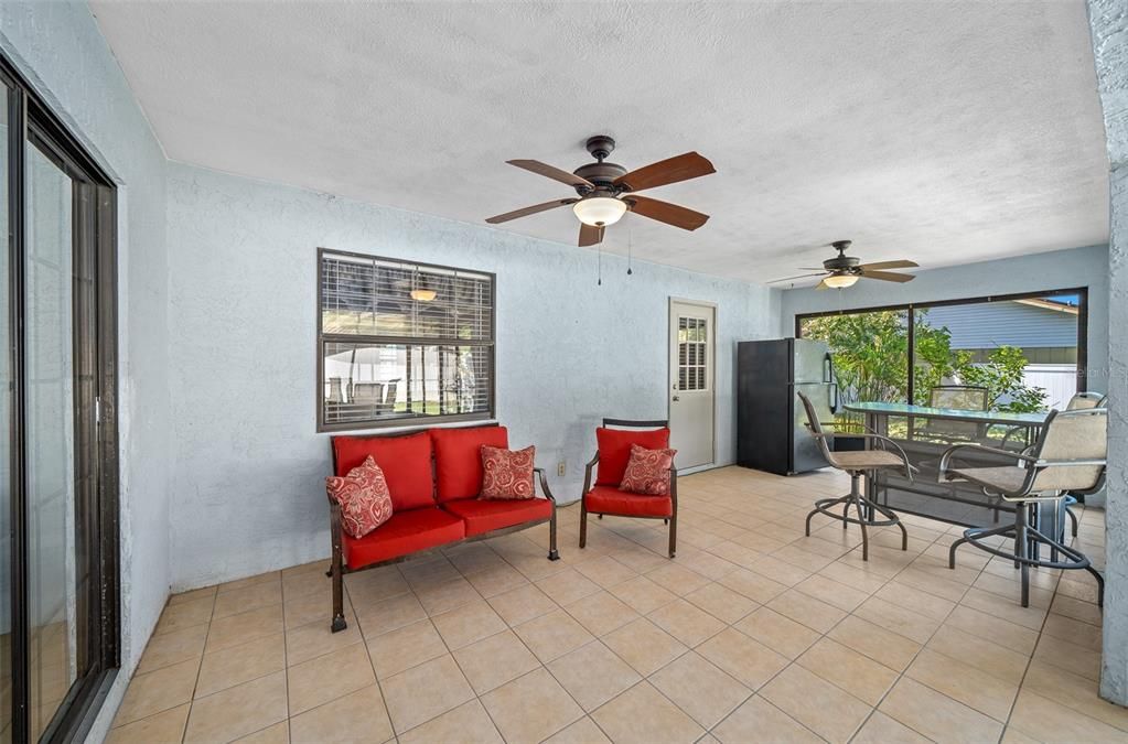 Expansive Tiled Screen in Back Porch