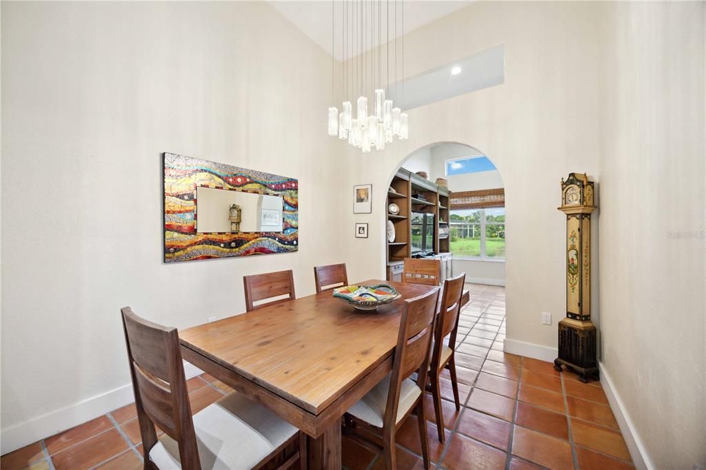 Picture perfect dining room