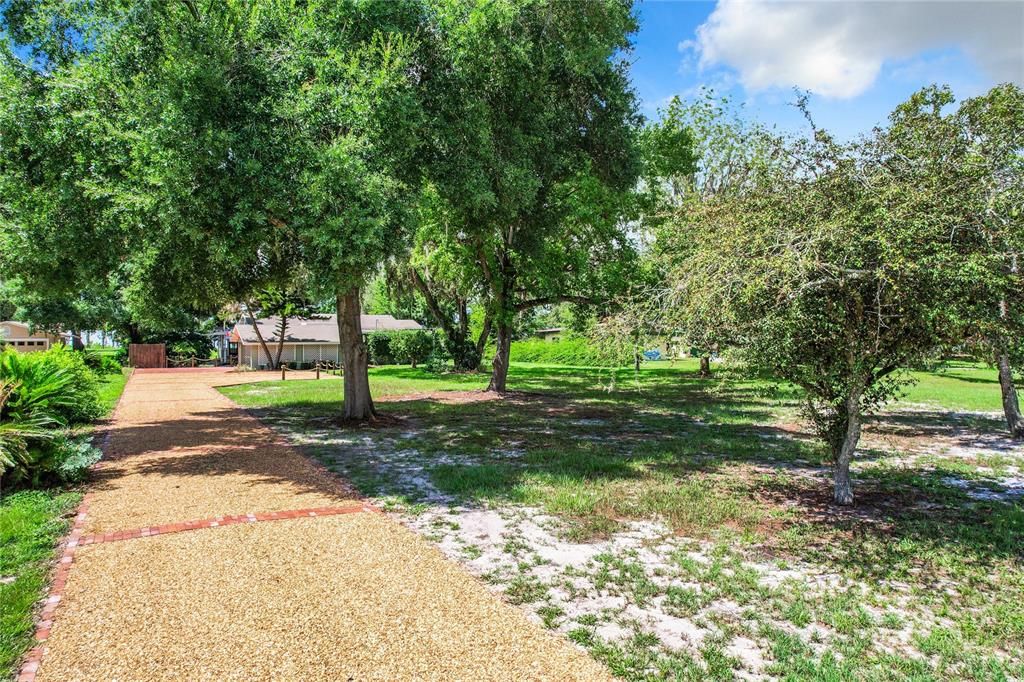 Active With Contract: $1,000,050 (3 beds, 2 baths, 2353 Square Feet)