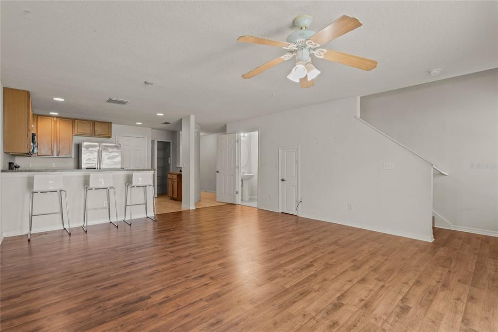 For Sale: $339,900 (3 beds, 2 baths, 1480 Square Feet)