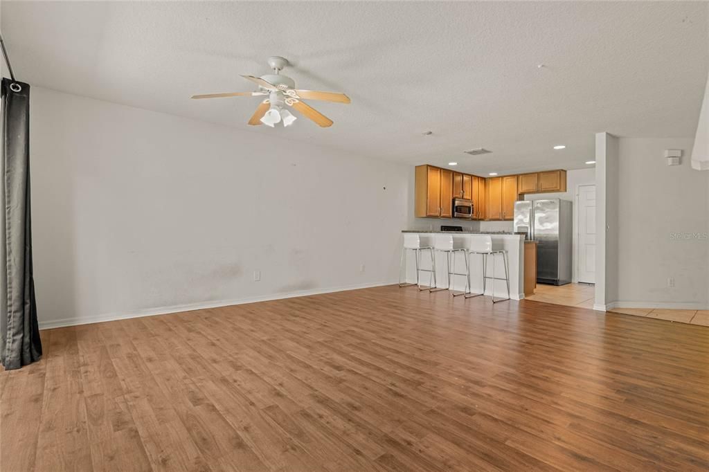 For Sale: $339,900 (3 beds, 2 baths, 1480 Square Feet)