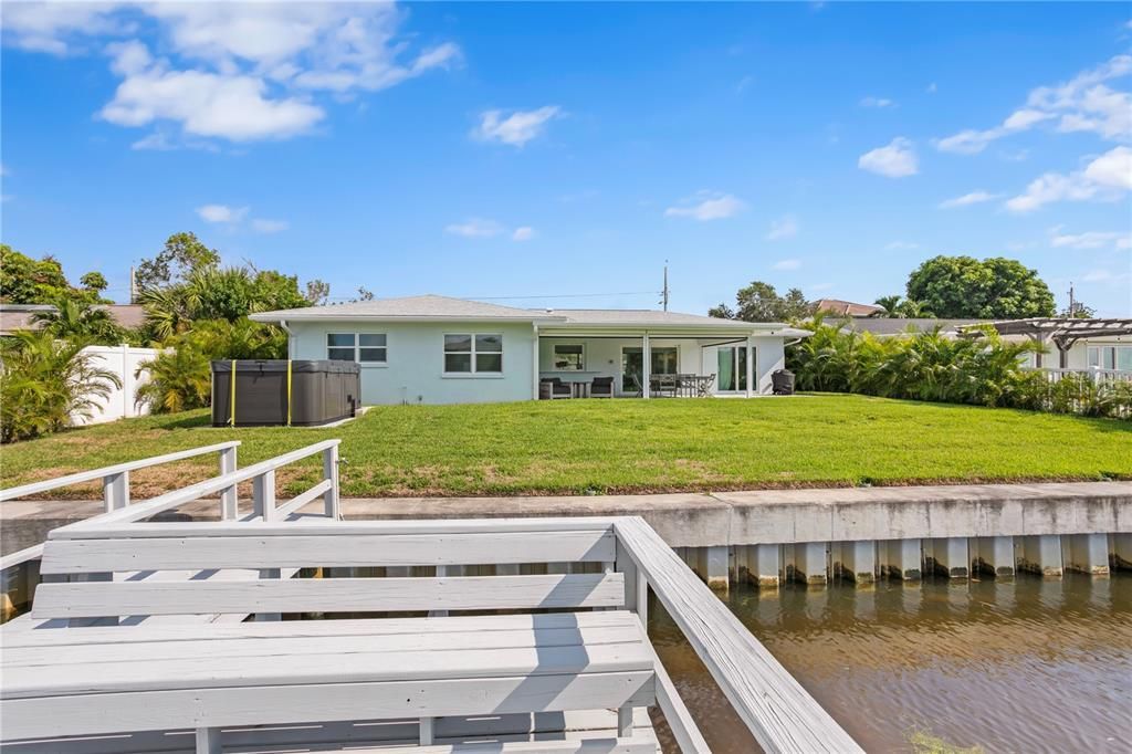 For Sale: $1,650,000 (4 beds, 2 baths, 1703 Square Feet)