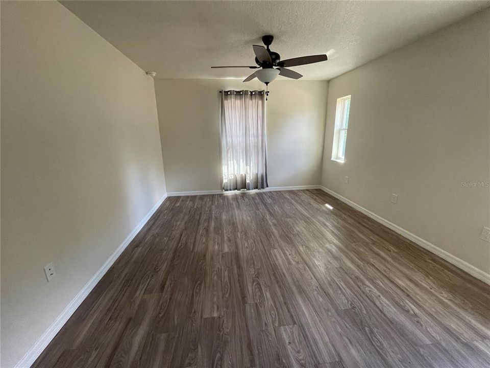 For Rent: $1,800 (3 beds, 2 baths, 1188 Square Feet)