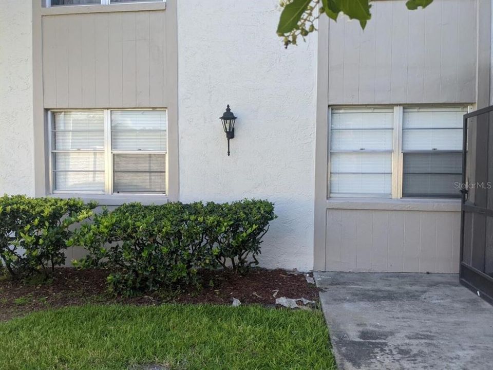 For Rent: $1,795 (2 beds, 2 baths, 918 Square Feet)