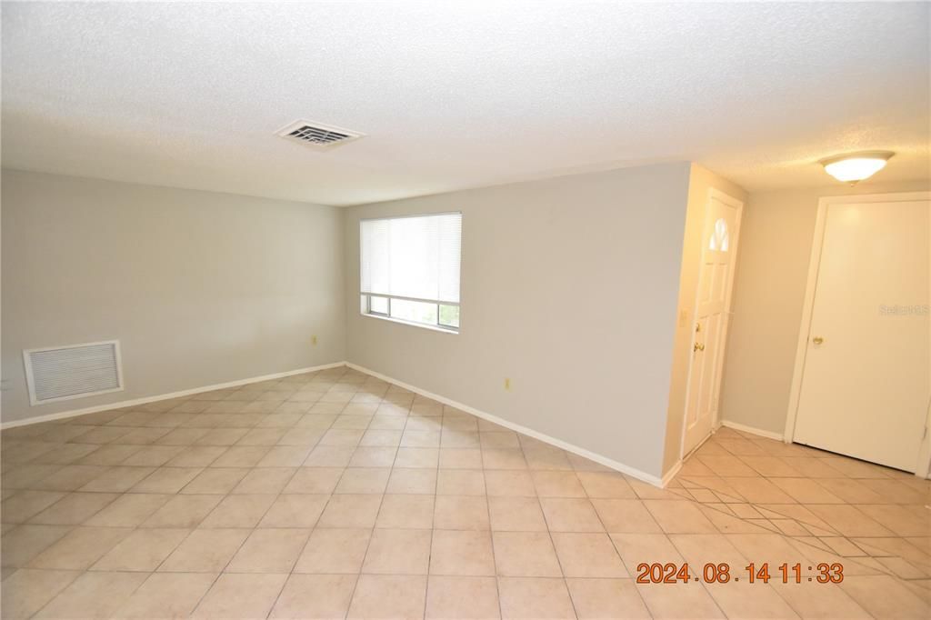 For Rent: $1,475 (2 beds, 2 baths, 1200 Square Feet)