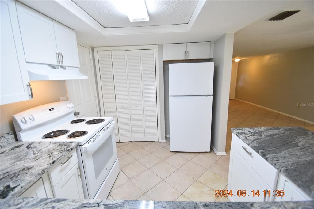 For Rent: $1,475 (2 beds, 2 baths, 1200 Square Feet)