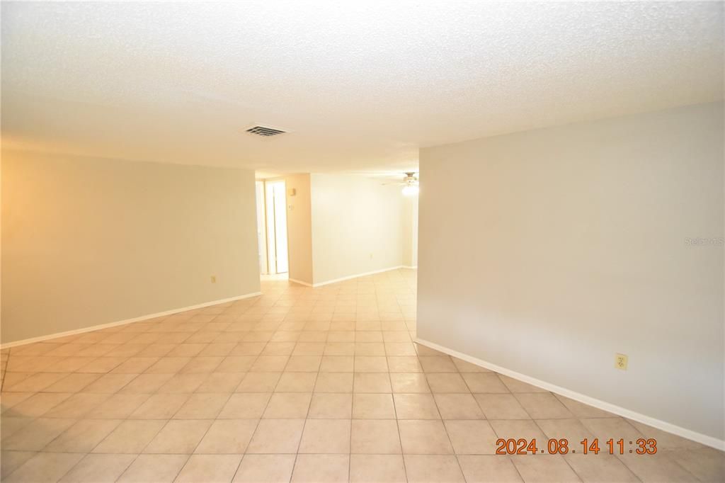 For Rent: $1,475 (2 beds, 2 baths, 1200 Square Feet)