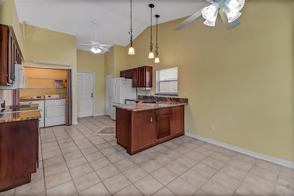 For Sale: $314,900 (3 beds, 2 baths, 1844 Square Feet)