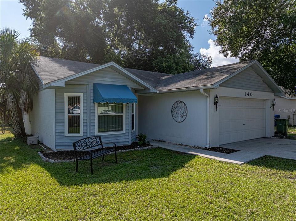 Active With Contract: $239,900 (3 beds, 2 baths, 1203 Square Feet)